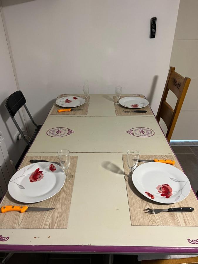 Tres Bel Appartement Bleu Montclar  Esterno foto